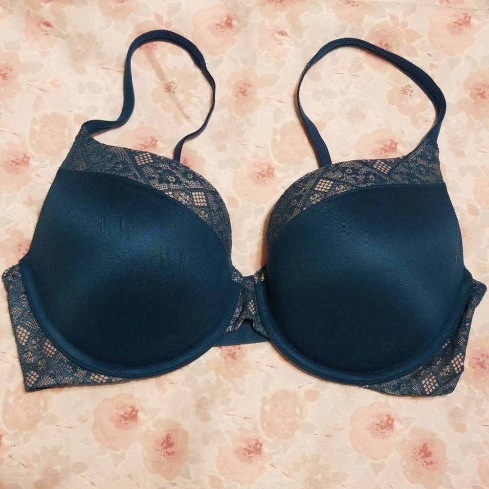 VS blue bra